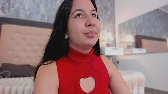 Snapshot of Lia_sarahi chatting on 11/16/25, 11:37 Lia sarahi online show from 11/16/25, 11:37