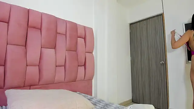 Lia sarahi online show from 01/15/26, 11:46