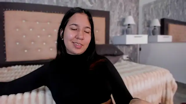 Lia sarahi online show from 10/02/25, 11:35