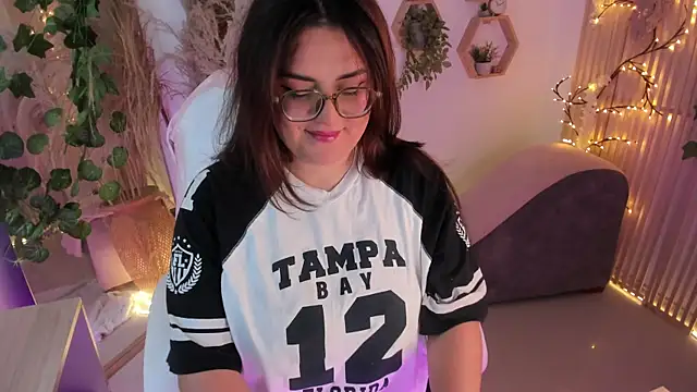 paulinacostello online show from 02/17/26, 04:48