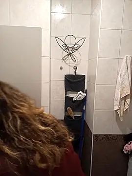 DienkaGreen online show from 11/04/25, 12:20