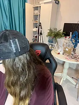 DienkaGreen online show from 01/16/26, 07:56