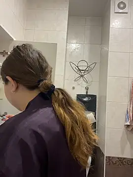 DienkaGreen online show from 01/13/26, 06:39