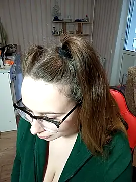 Snapshot of DienkaGreen chatting on 02/27/25, 11:17 DienkaGreen online show from 02/27/25, 11:17