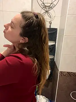 DienkaGreen online show from 11/29/25, 06:52