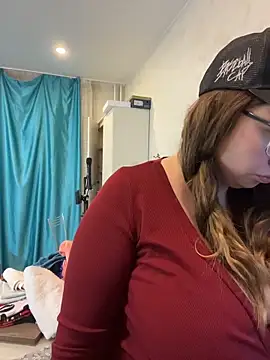 DienkaGreen online show from 02/04/26, 11:00