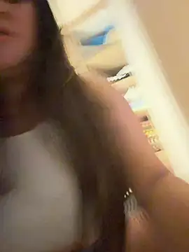 Snapshot of lena_paulxo chatting on 05/25/26, 10:25 lena paulxo online show from 05/25/26, 10:25