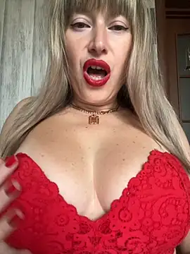 Kittenforyou online show from 11/17/25, 12:53