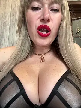 Kittenforyou online show from 04/10/26, 11:39