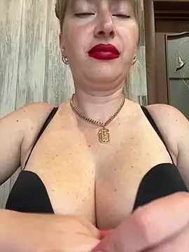 Kittenforyou online show from 06/18/26, 12:32