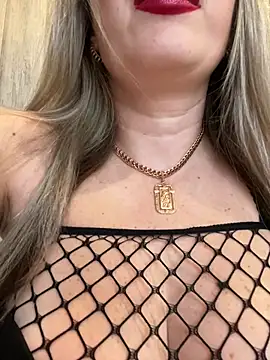 Snapshot of Kittenforyou chatting on 02/05/26, 12:56 Kittenforyou online show from 02/05/26, 12:56