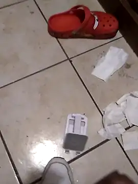 Wero4200 online show from 12/13/25, 08:37