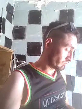 Wero4200 online show from 04/14/26, 09:53