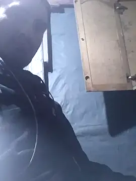 Wero4200 online show from 11/29/25, 03:39