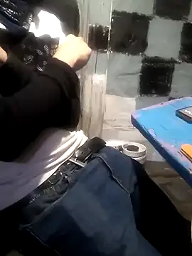 Wero4200 online show from 04/18/26, 01:35