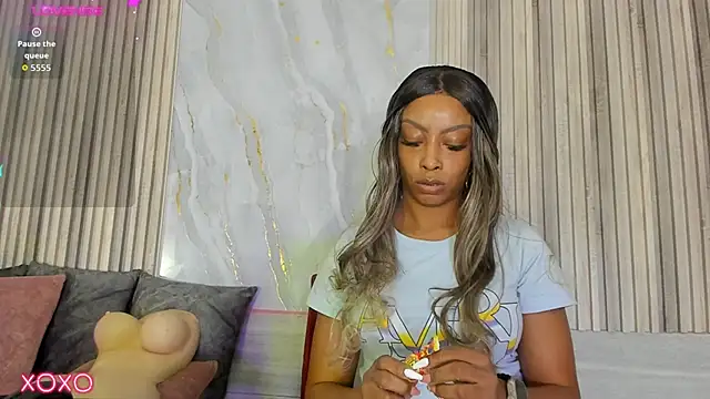 Snapshot of BriannaChelsea chatting on 11/19/25, 12:05 BriannaChelsea online show from 11/19/25, 12:05