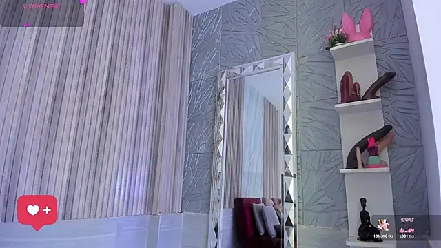 BriannaChelsea online show from 04/11/26, 11:47