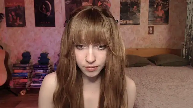 Friendly Ellie online show from 04/16/26, 01:23