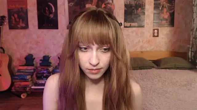 Friendly Ellie online show from 04/04/26, 12:23