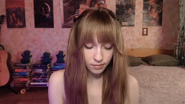 Friendly Ellie online show from 04/19/26, 12:28