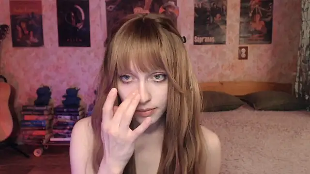 Friendly Ellie online show from 04/10/26, 02:13