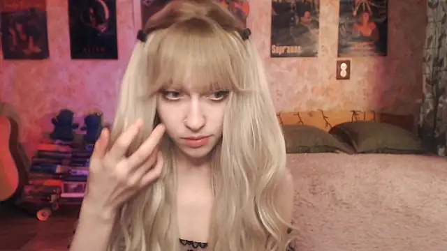 Friendly Ellie online show from 03/21/25, 11:12