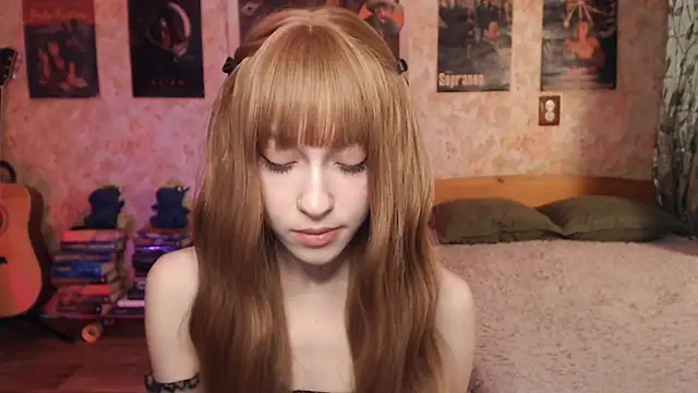 Friendly Ellie online show from 12/14/25, 12:28