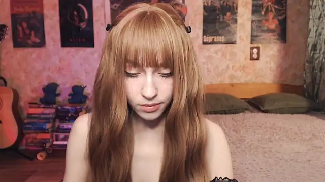 Friendly Ellie online show from 10/26/25, 12:22