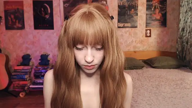 Friendly Ellie online show from 11/23/25, 12:20