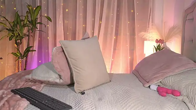 Abbie Jones 1 online show from 03/28/26, 12:00