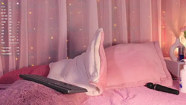 Abbie Jones 1 online show from 09/16/25, 09:54