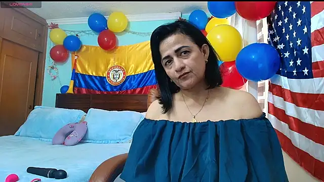 Snapshot of ISABEEL_SOFIA01 chatting on 06/25/26, 03:17 ISABEEL SOFIA01 online show from 06/25/26, 03:17
