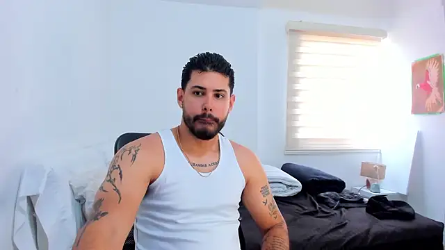 Justyn Torres online show from 11/21/25, 04:39