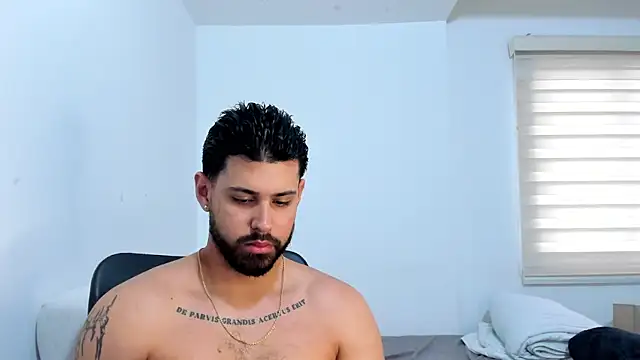 Justyn Torres online show from 10/21/25, 11:53