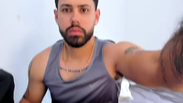 Justyn Torres online show from 10/29/25, 01:43