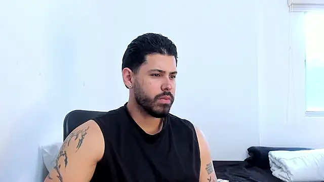 Justyn Torres online show from 11/25/25, 11:54