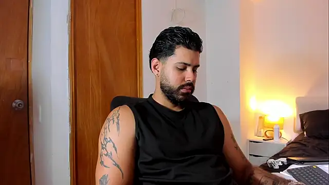 Justyn Torres online show from 03/18/26, 03:24