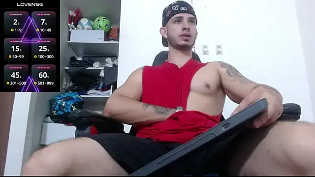 Snapshot of freestyle_blake1 chatting on 09/26/25, 03:41 freestyle blake1 online show from 09/26/25, 03:41