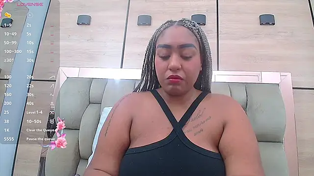 Snapshot of arianna_pearl chatting on 02/19/25, 12:22 arianna pearl online show from 02/19/25, 12:22