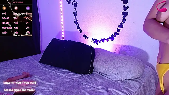 KLOE MARTINS online show from 02/21/26, 10:39