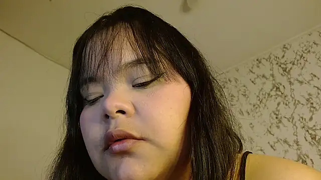 sexychubby    online show from 11/21/25, 02:32
