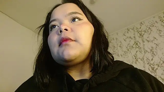 sexychubby    online show from 12/15/25, 02:39