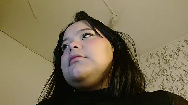 sexychubby    online show from 12/15/25, 06:03