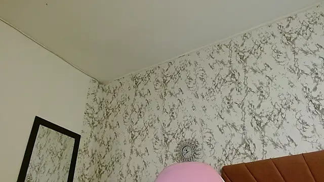 sexychubby    online show from 11/09/25, 03:10