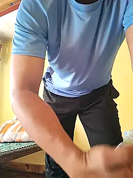 Snapshot of Adityagj123 chatting on 10/15/25, 06:11 Adityagj123 online show from 10/15/25, 06:11