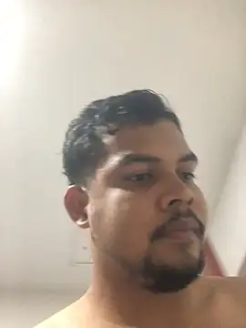 Snapshot of ElsecretodeBruno chatting on 03/19/25, 02:37 ElsecretodeBruno online show from 03/19/25, 02:37