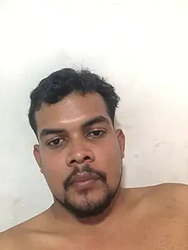 Snapshot of ElsecretodeBruno chatting on 03/14/25, 03:58 ElsecretodeBruno online show from 03/14/25, 03:58