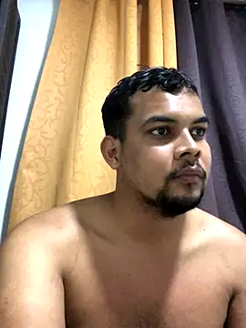Snapshot of ElsecretodeBruno chatting on 11/29/25, 03:17 ElsecretodeBruno online show from 11/29/25, 03:17