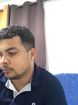 Snapshot of ElsecretodeBruno chatting on 09/24/25, 10:27 ElsecretodeBruno online show from 09/24/25, 10:27