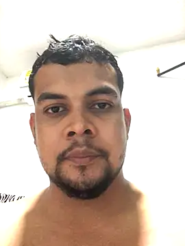 Snapshot of ElsecretodeBruno chatting on 11/18/25, 12:15 ElsecretodeBruno online show from 11/18/25, 12:15
